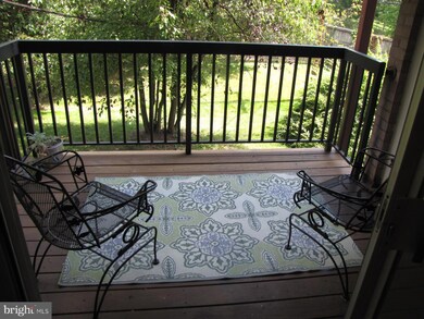 210 Park Terrace Ct SE unit 61, Vienna, VA 22180 - photo 3