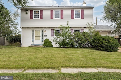 8 Colesbery Dr, New Castle, DE 19720 - photo 2