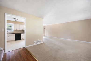 2760 Granite Way NW, Marietta, GA 30064 - photo 6