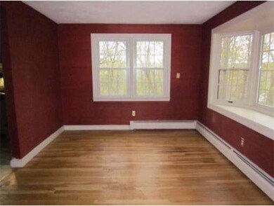 242 Worcester Ln, Waltham, MA 02451 - photo 5