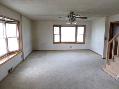 447 S Oakwood St, Tomah, WI 54660 - photo 6