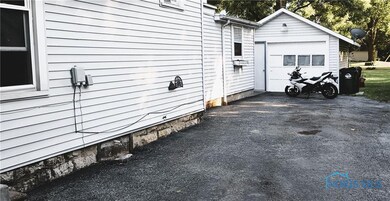 635 Wyandot St, Findlay, OH 45840 - photo 5