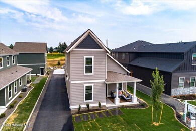 02-Aerial front of home