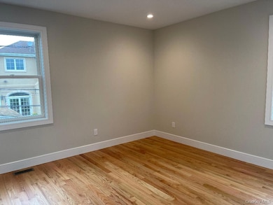 529 E Chester St unit Lower, Long Beach, NY 11561 - photo 7