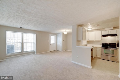 3216 Tapestry Cir, Burtonsville, MD 20866 - photo 5