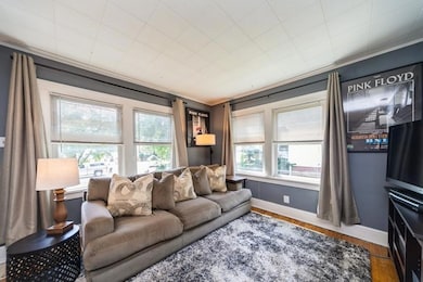 2614 40th Place, Des Moines, IA 50310 - photo 6