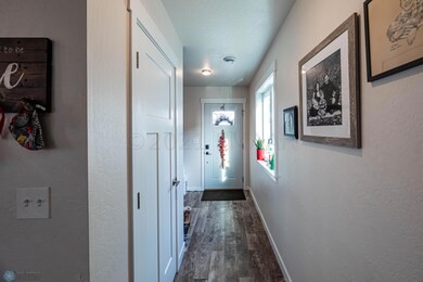 4417 10th St S Moorhead (1 of 33)