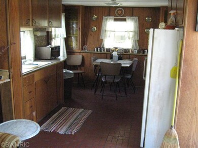 9428 S Zeman Ln, Baldwin, MI 49304 - photo 3