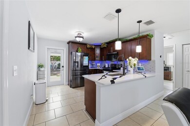 736 S 58th St, Tampa, FL 33619 - photo 5