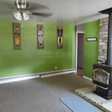 861 S 2nd EAst 005