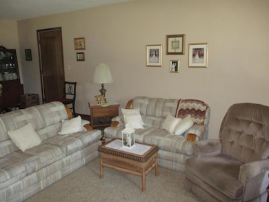 1503 5th St, Emmetsburg, IA 50536 - photo 4