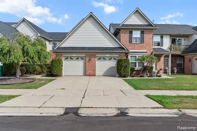 17157 Higdon Dr unit 10, Brownstown, MI 48193 - photo 2