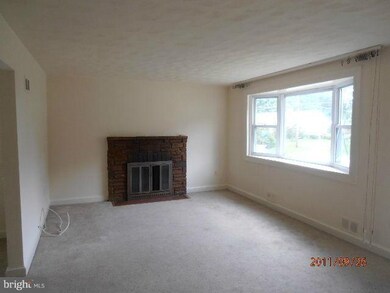 2801 Gaither St, Temple Hills, MD 20748 - photo 3