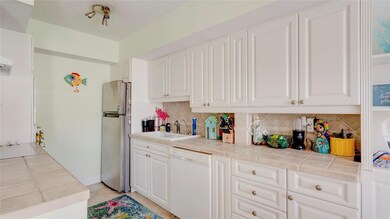 2811 NE 51st St unit 5, Fort Lauderdale, FL 33308 - photo 5