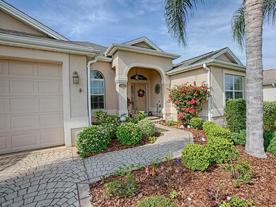 LOVELY FRONT ENTRANCE!