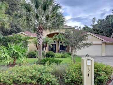 Front exterior landscaping