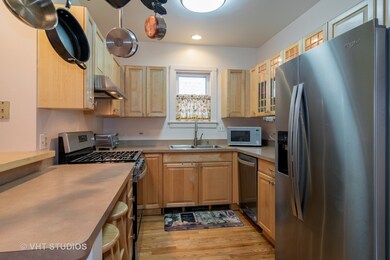 932 S Euclid Ave, Oak Park, IL 60304 - photo 4