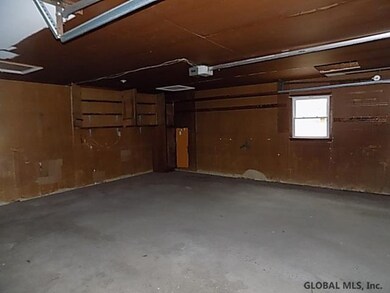 20 Northgate Dr, Albany, NY 12203 - photo 2