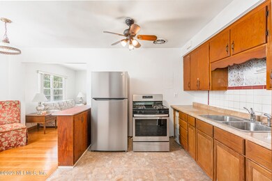 156 Martin Luther King Ave, St. Augustine, FL 32084 - photo 7