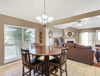 32102 Sue Ln, Pinehurst, TX 77362 - photo 4