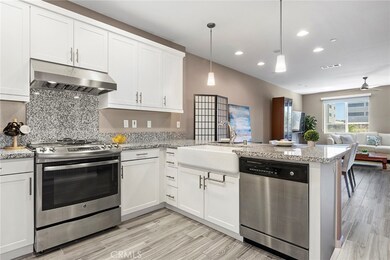 1514 W Artesia Square unit B, Gardena, CA 90248 - photo 2