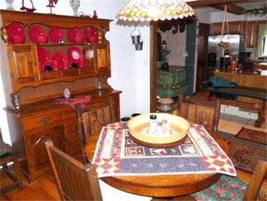 100 E Charlton Rd, Spencer, MA 01562 - photo 7