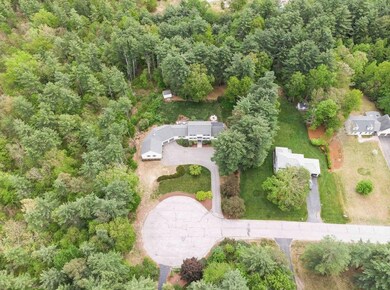 22 Sandybrook Ln, Londonderry, NH 03053 - photo 5