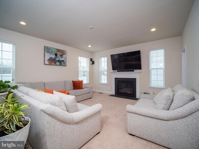 5467 Dundee Ln, White Plains, MD 20695 - photo 3