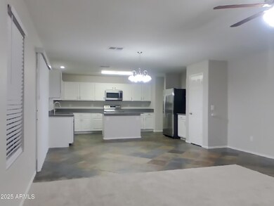 15923 N 169th Dr, Surprise, AZ 85388 - photo 4