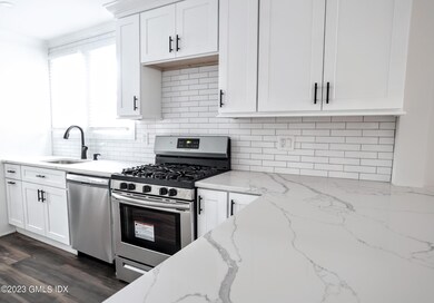 58 Weaver St unit 1, Greenwich, CT 06831 - photo 5