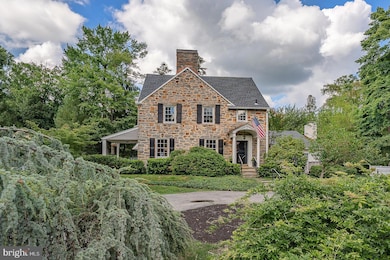 541 W Beechtree Ln, Wayne, PA 19087 - photo 3