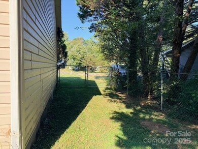 1028 Hay Row Rd, Clover, SC 29710 - photo 7