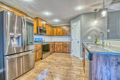 702 N Montego St, Nixa, MO 65714 - photo 5