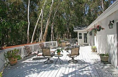 Large private deck perfect for entertaining.