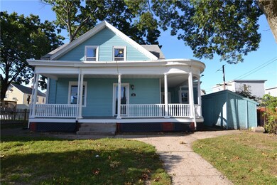 39 Cleveland St, Central Falls, RI 02863 - photo 2