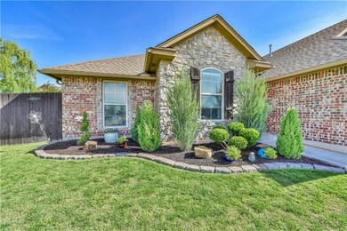 2617 SE 10th St, Moore, OK 73160 - photo 3
