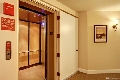 636 Daley St unit 8, Edmonds, WA 98020 - photo 3