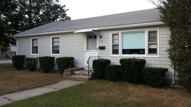 26 Laurel St, Johnston, RI 02919 - photo 2