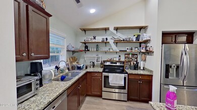 101 Old Dock Landing Rd, Sneads Ferry, NC 28460 - photo 5