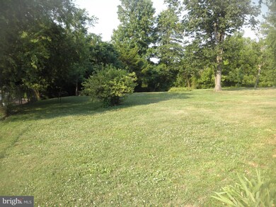 13204 Chalfont Ave, Fort Washington, MD 20744 - photo 3