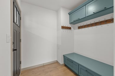 1015 15 1 2 Ave SW, Minot, ND 58701 - photo 5