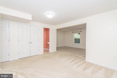 375 Scarboro Dr, Bunker Hill, WV 25413 - photo 5