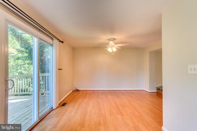 15269 Valley Stream Dr, Woodbridge, VA 22191 - photo 3