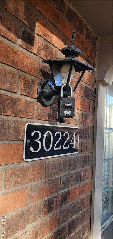 30224 Southfield Rd, Southfield, MI 48076 - photo 7