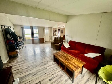 312 E Railroad St, Roachdale, IN 46172 - photo 6