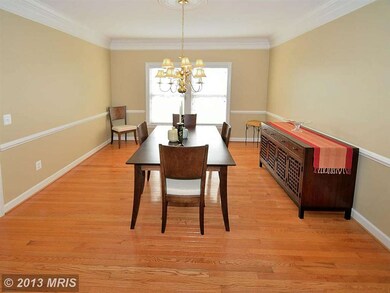 1923 Powells Landing Cir, Woodbridge, VA 22191 - photo 5