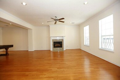 7807 Hanover Mill Ln, Houston, TX 77040 - photo 4