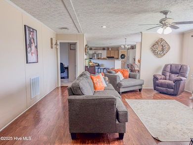 145 Pinto Dr, Lumberton, NC 28360 - photo 4