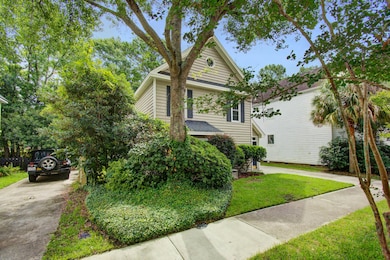 978 Governors Rd, Mount Pleasant, SC 29464 - photo 2