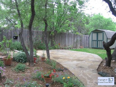 1912 Ramona Cir, San Marcos, TX 78666 - photo 4